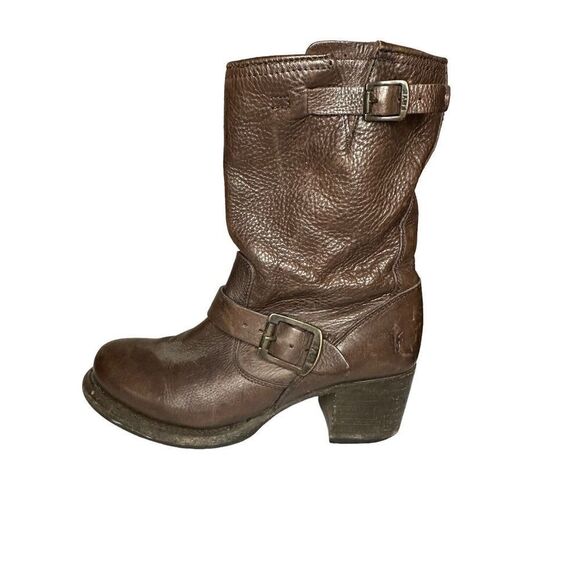 Frye 76295 Vera Short Engineer Motorcycle Brown Belted Leather Boots Womens 6 B - Picture 2 of 10